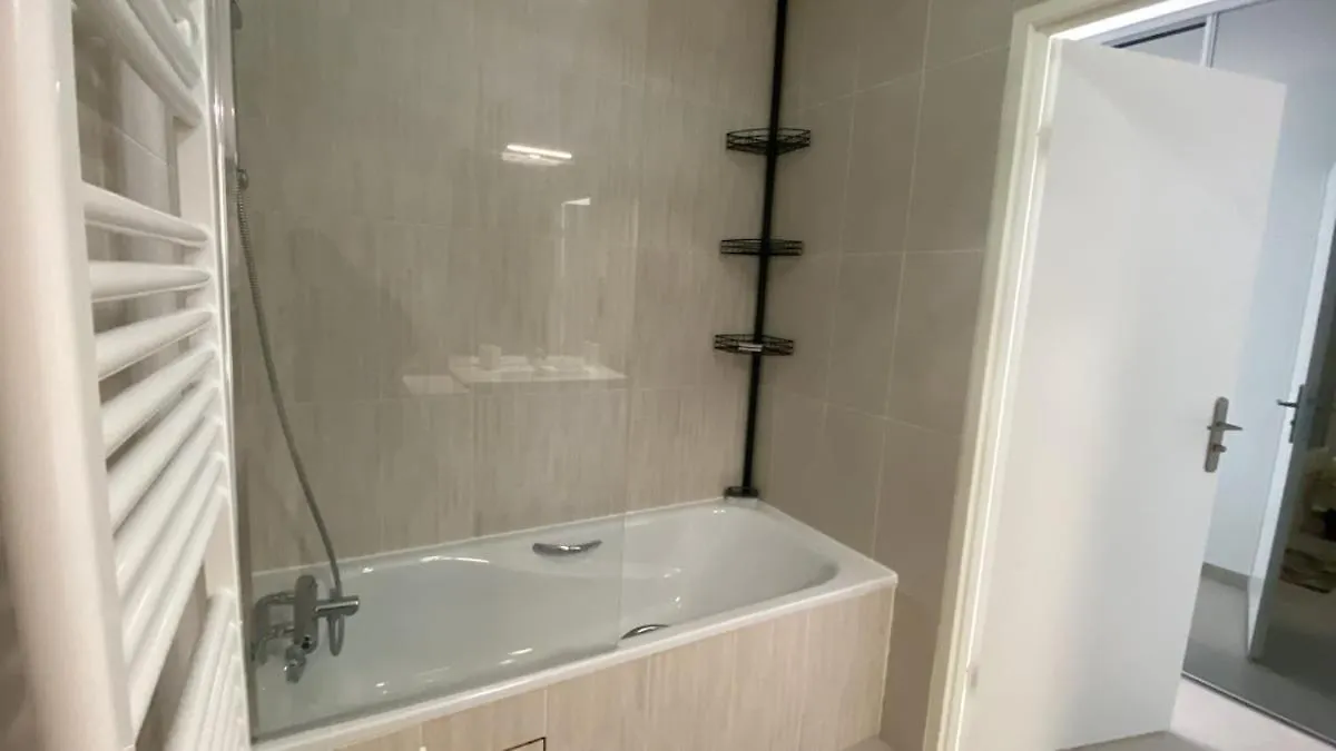 Linaland - Charming Apartment Near Paris Chatenay-Malabry