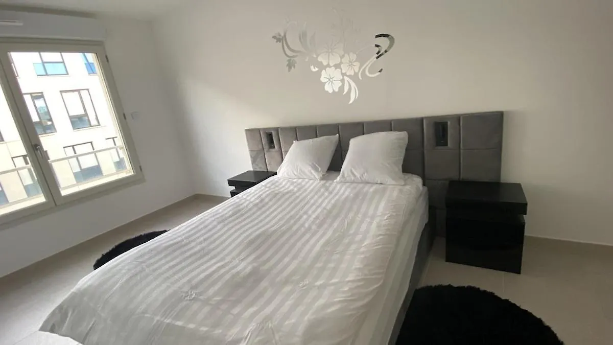 Linaland - Charming Apartment Near Paris Chatenay-Malabry