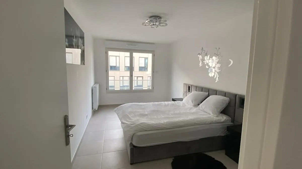 Linaland - Charming Apartment Near Paris Chatenay-Malabry