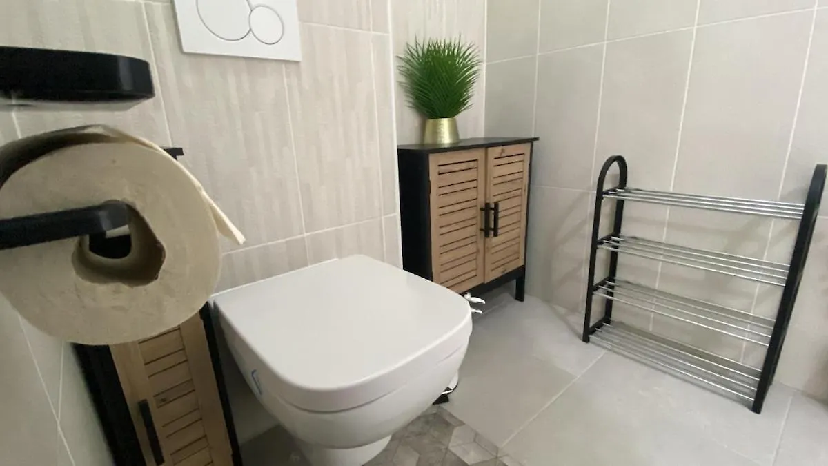 Linaland - Charming Apartment Near Paris Chatenay-Malabry France