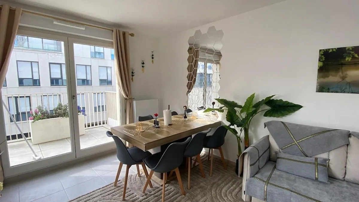 Linaland - Charming Apartment Near Paris Chatenay-Malabry France